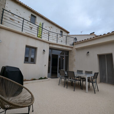 Maison 10 pièces 337 m²