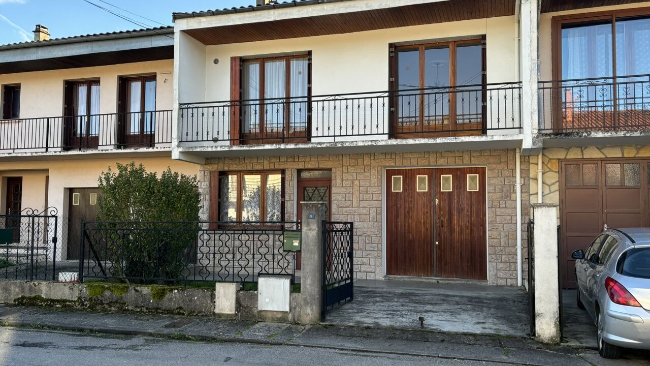 maison 4 pièces 92 m2 à vendre à Lavelanet (09300)