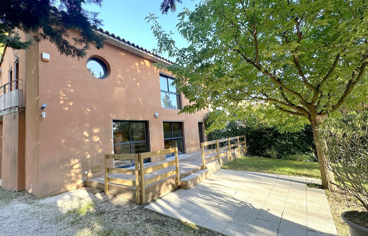 maison 5 pièces 130 m2 à louer à Aix-en-Provence (13090)