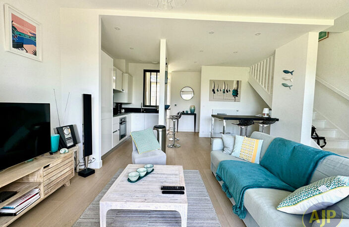 APPARTEMENT VUE MER — photo 4