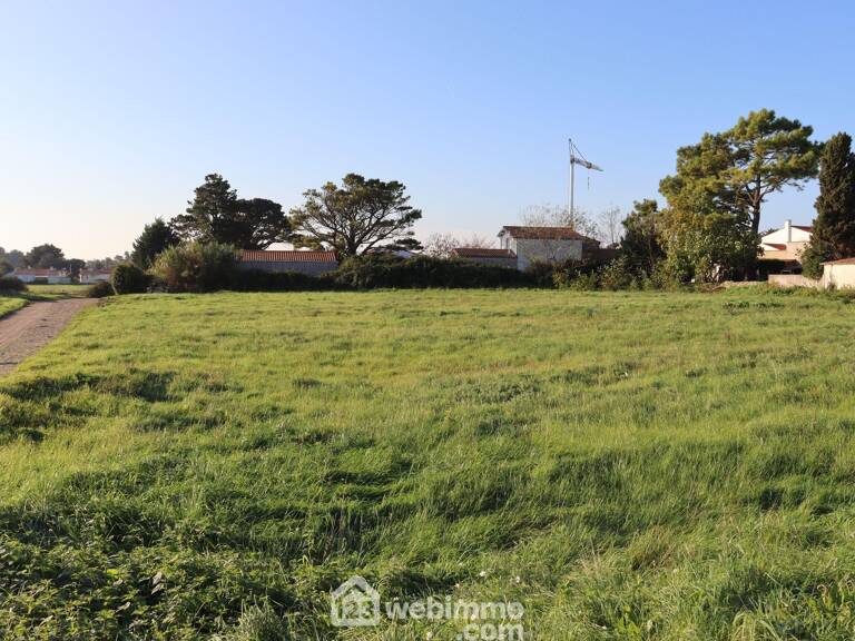 Terrain à bâtir - 2757m² - Saint-Vincent-sur-Jard — photo 1
