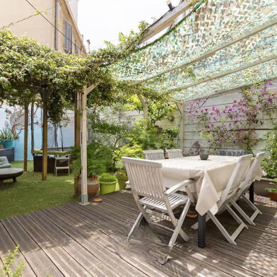 Maison 5 pièces 749000 €