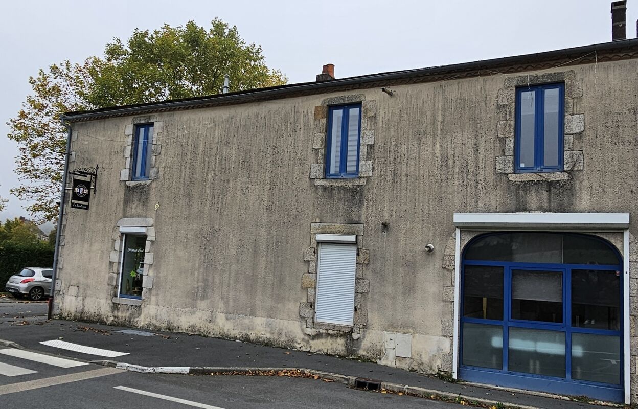 immeuble  pièces 184 m2 à vendre à Saint-Laurent-sur-Sèvre (85290)