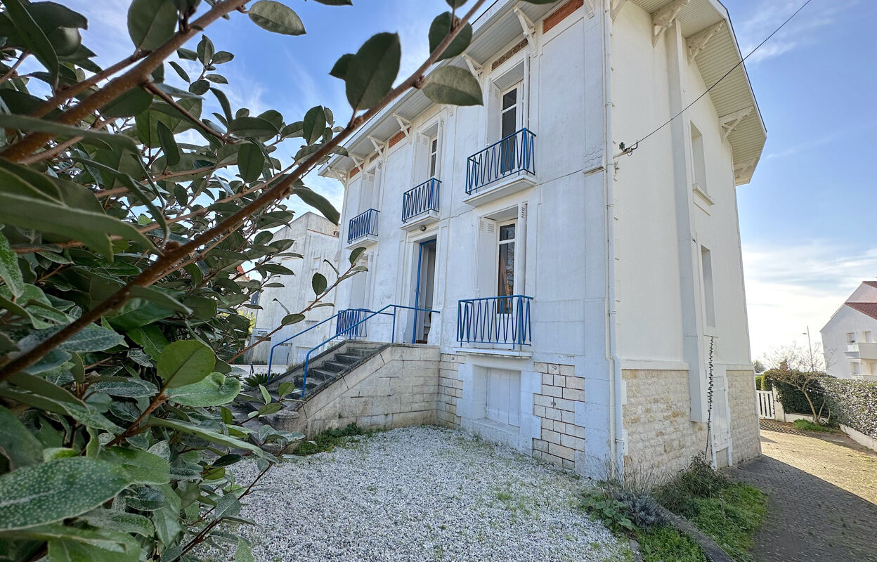 maison 10 pièces 240 m2 à vendre à Royan (17200)