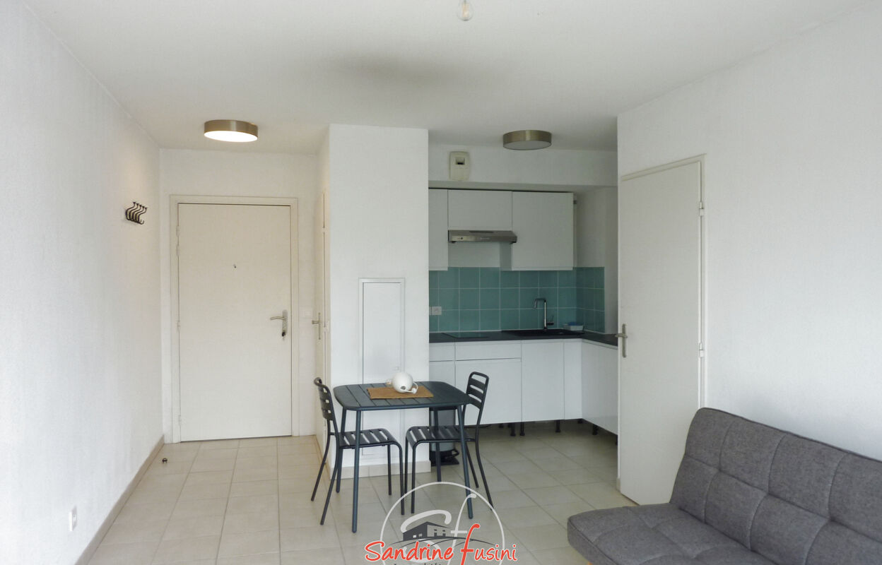 appartement 2 pièces 35 m2 à louer à Carros (06510)