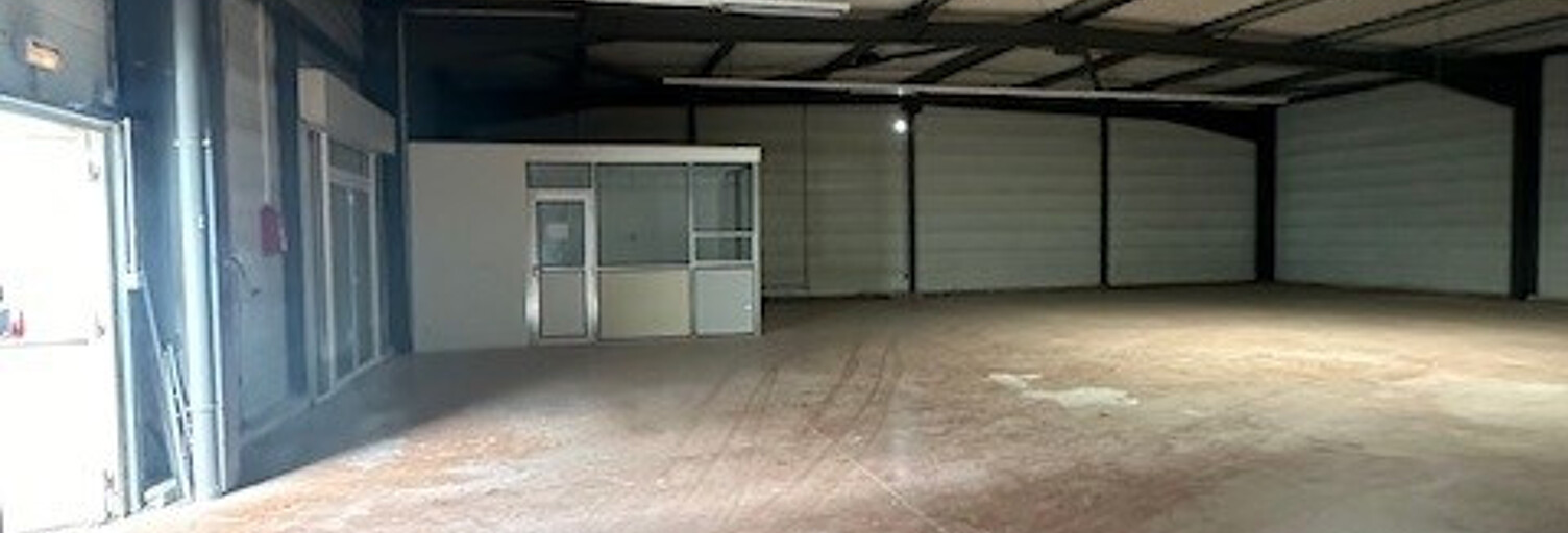 Commerce  418 m² à louer à Montélimar (26200)