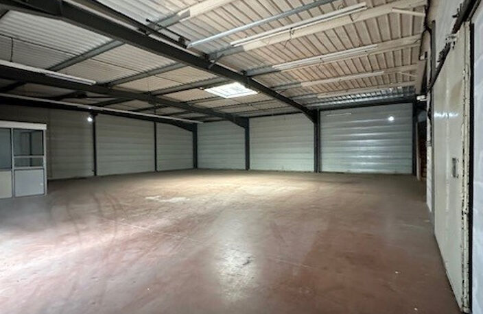 Local commercial de 418 m2 — photo 2