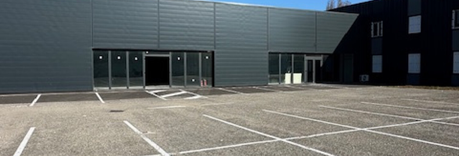Commerce  1112 m² à louer à Montélimar (26200)