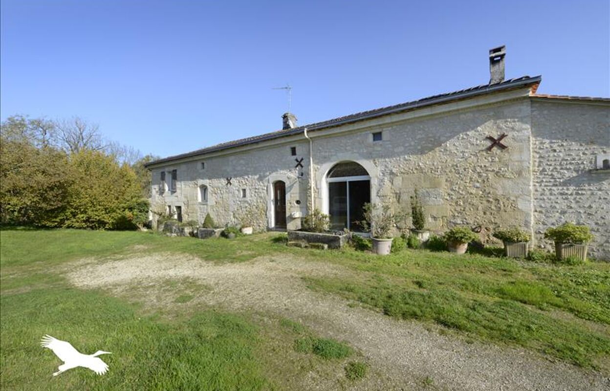 maison 4 pièces 131 m2 à vendre à Mouthiers-sur-Boëme (16440)