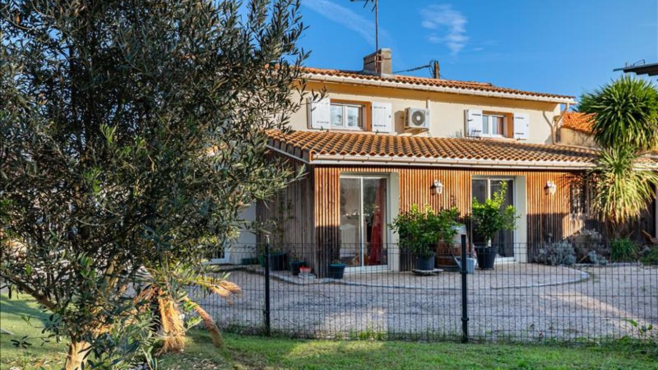 maison 5 pièces 131 m2 à vendre à Puynormand (33660)