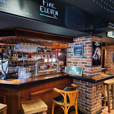 Commerce  200000 €