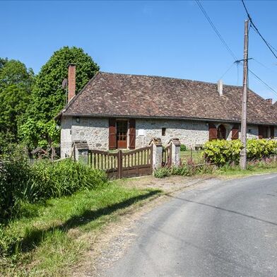 Maison 10 pièces 296800 €