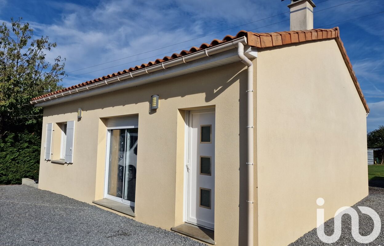 maison 3 pièces 74 m2 à vendre à Antigny (86310)