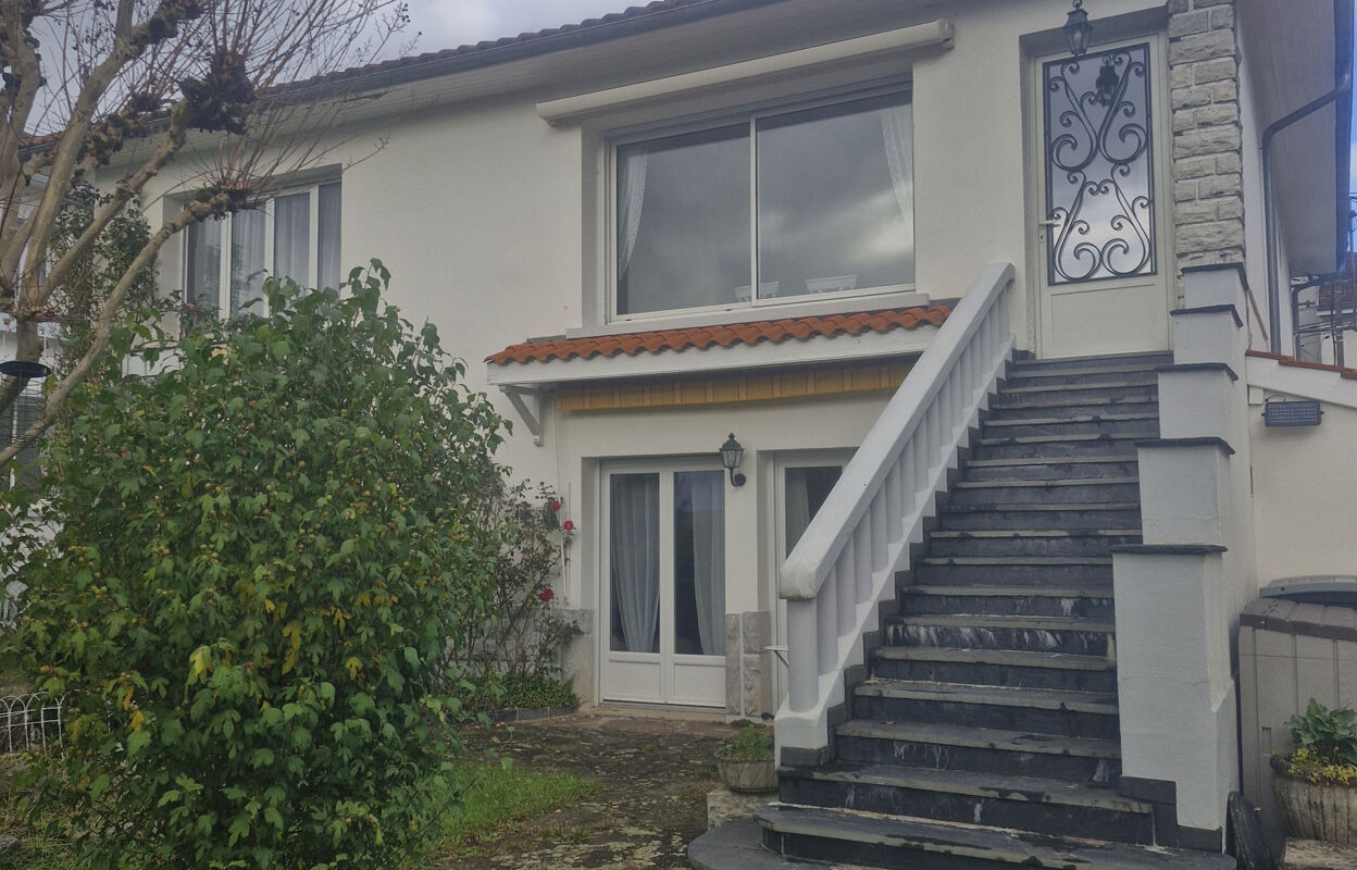 maison 7 pièces 192 m2 à vendre à Lourdes (65100)