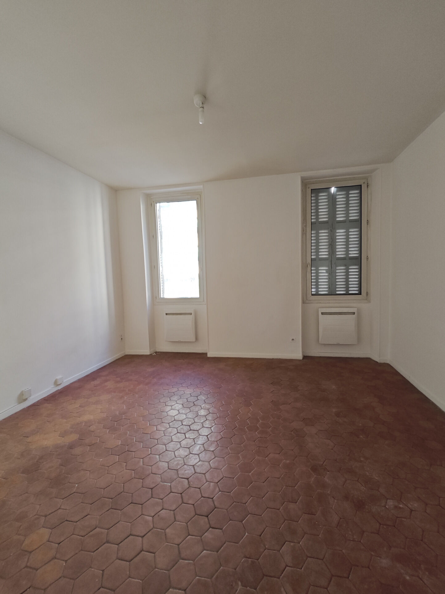 Appartement 2 pièces  à louer Marseille 8eme 13008