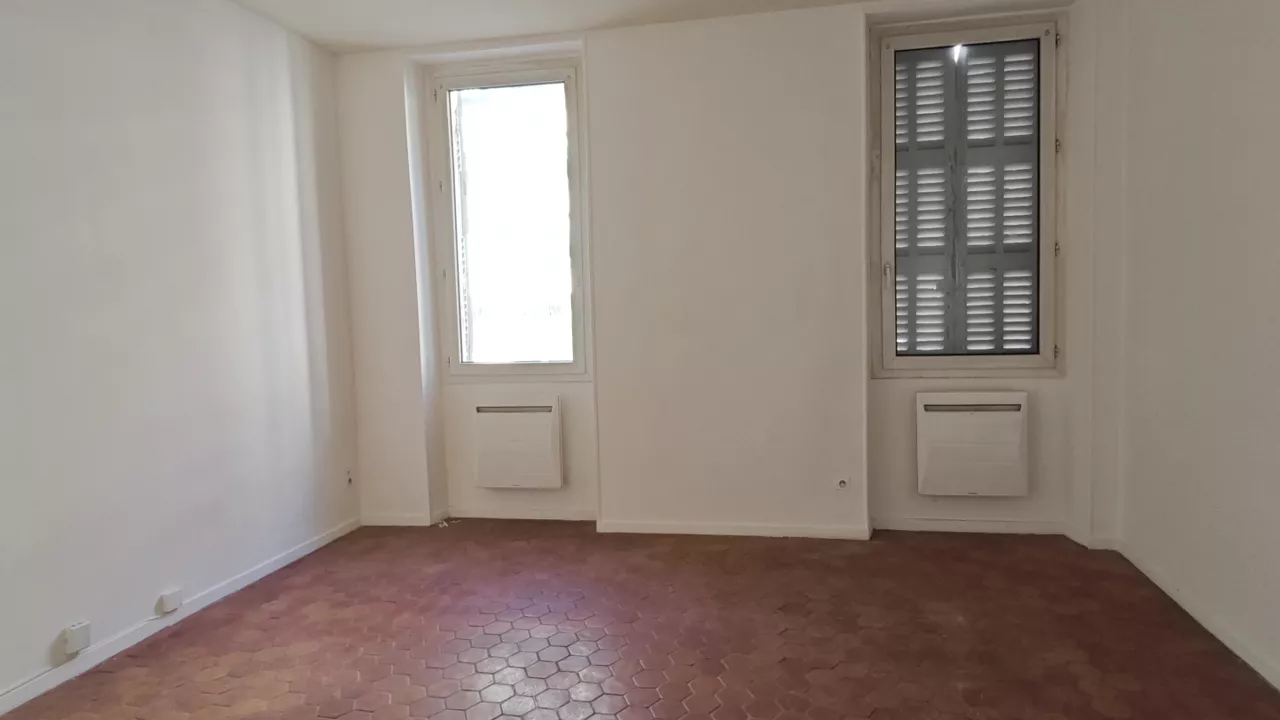 appartement 2 pièces 38 m2 à louer à Marseille 8 (13008)