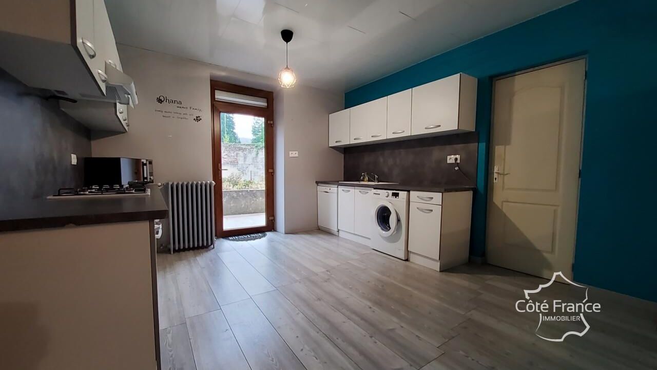 maison 6 pièces 220 m2 à vendre à Bogny-sur-Meuse (08120)