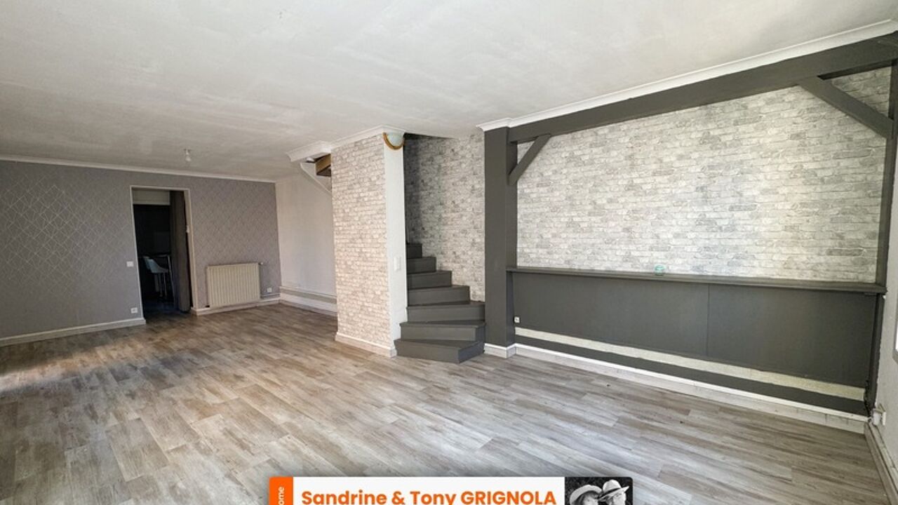 maison 6 pièces 121 m2 à vendre à Lisieux (14100)