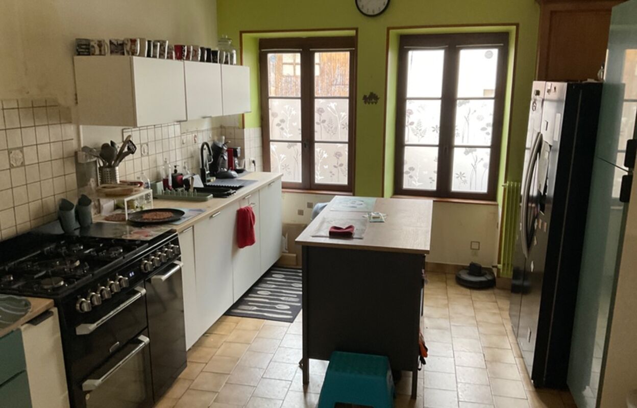 maison 6 pièces 149 m2 à vendre à Issoire (63500)