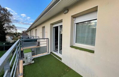 location appartement 750 € CC /mois à proximité de Monteux (84170)