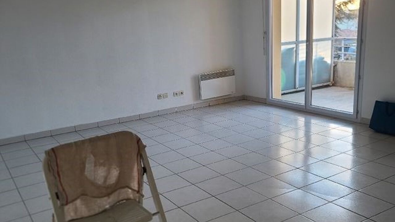 appartement 2 pièces 45 m2 à louer à Saint-Hilaire (31410)