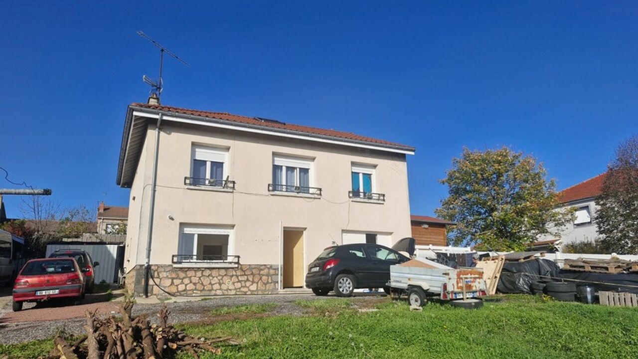 immeuble  pièces 125 m2 à vendre à Sainte-Sigolène (43600)