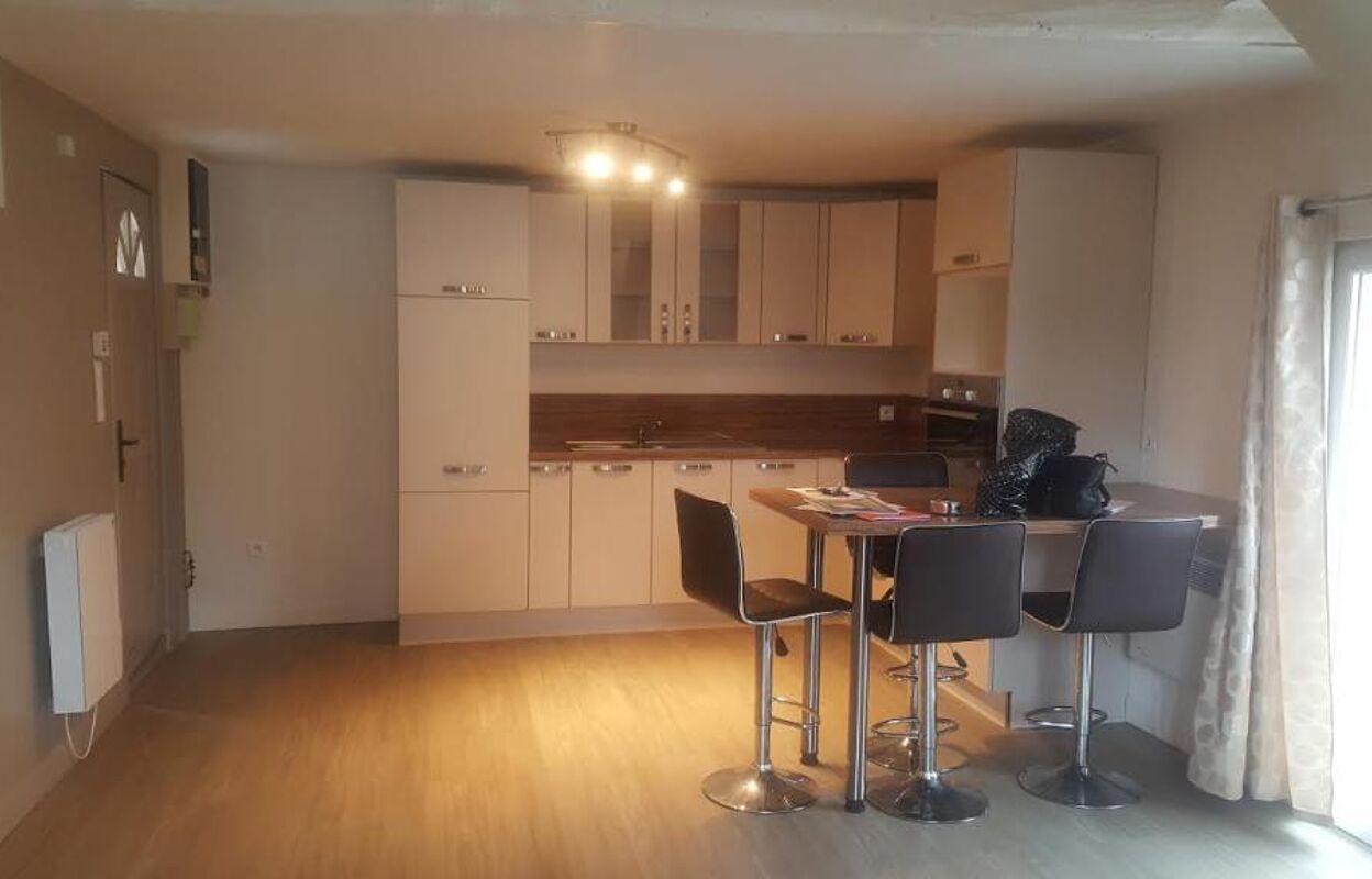 appartement 2 pièces 40 m2 à louer à Chars (95750)