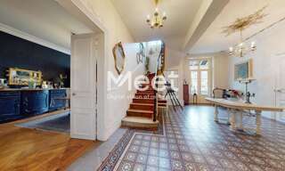 Maison 9 Pièces 425 m² à vendre à Saint-Amand-en-Puisaye (58310)