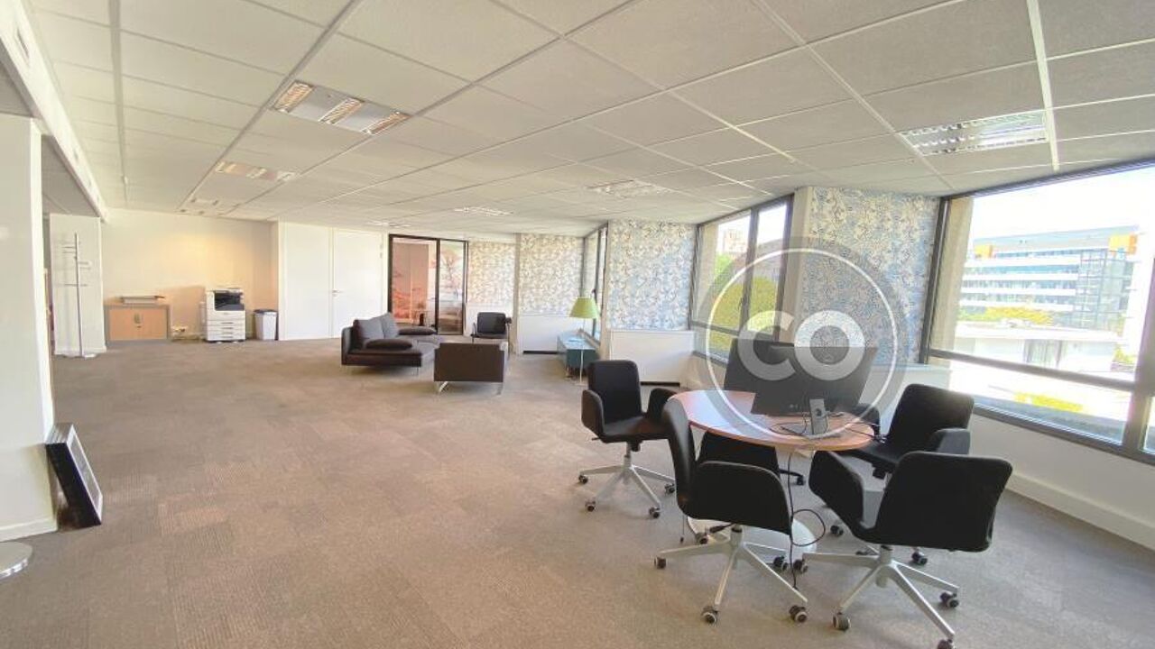 bureau  pièces 135 m2 à louer à Boulogne-Billancourt (92100)