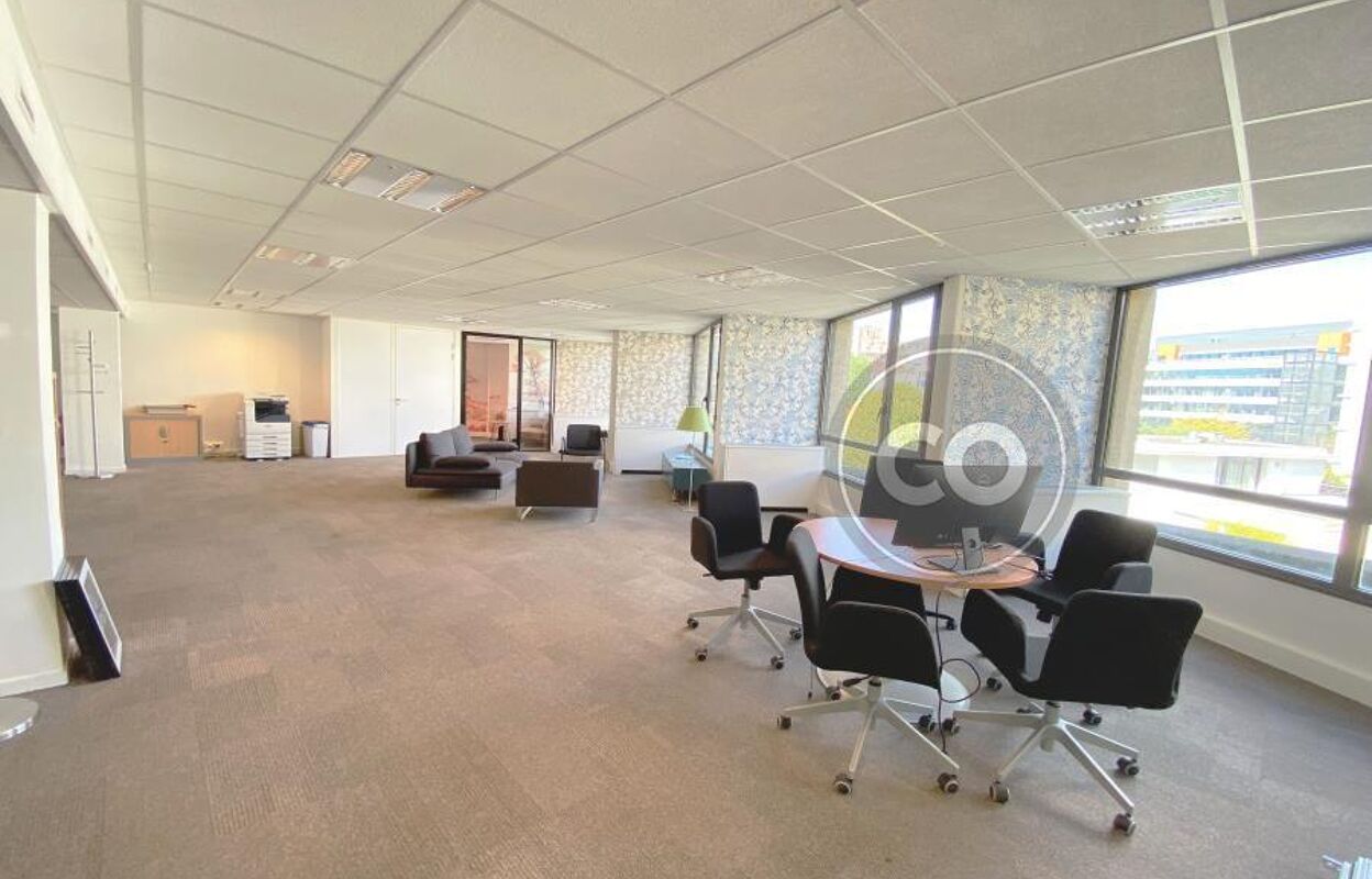 bureau  pièces 135 m2 à louer à Boulogne-Billancourt (92100)