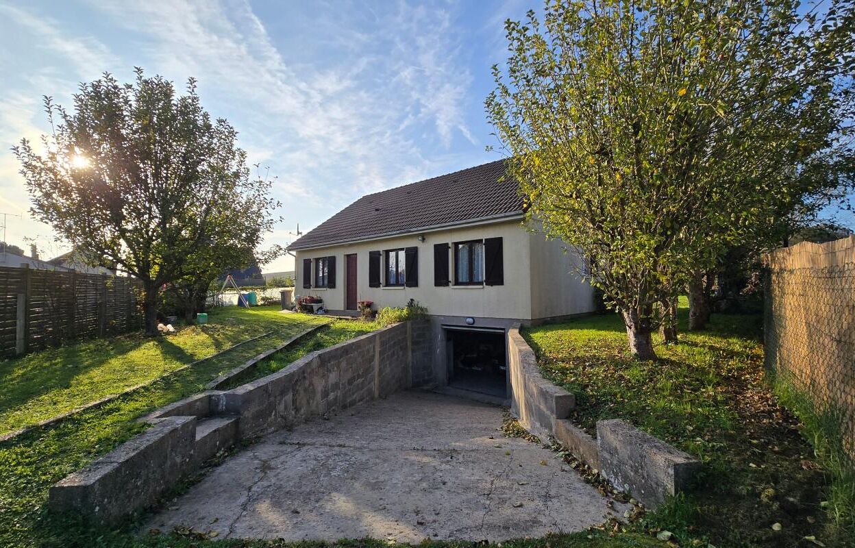 maison 4 pièces 85 m2 à vendre à Vexin-sur-Epte (27420)