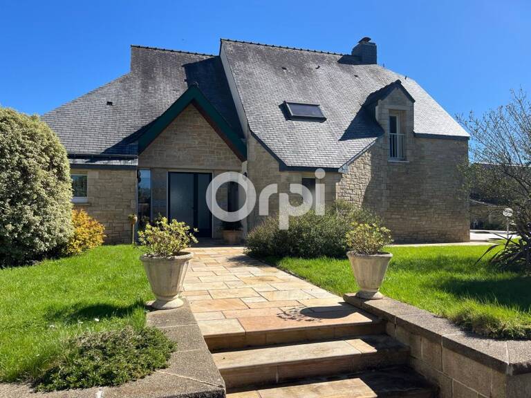 MISSILLAC – Maison familiale de 185 m² avec piscine chauffée, 4 chambres et jardin sans vis-à-vis — photo 1