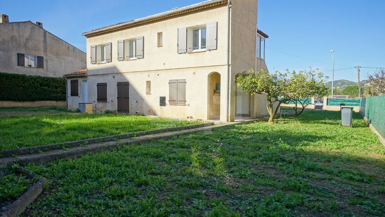 maison 4 pièces 81 m2 à louer à Hyères (83400)