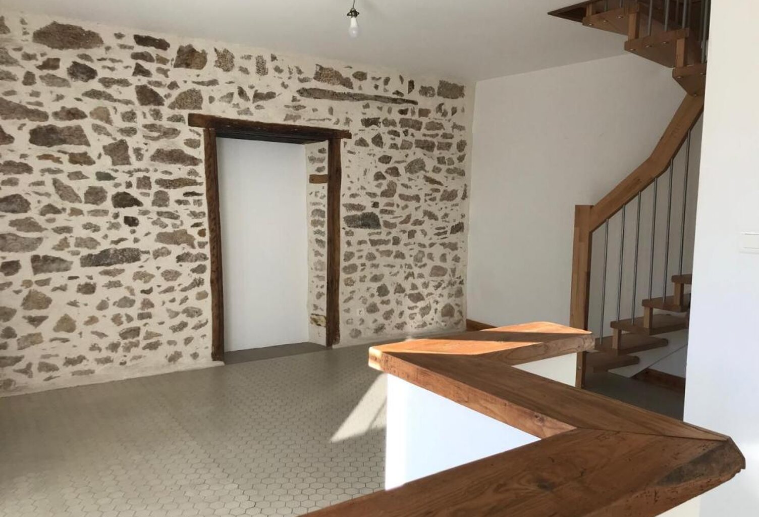 Maison en pierre coup de coeur — photo 1
