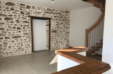 vente maison 79 500 € à proximité de Saulgond (16420)