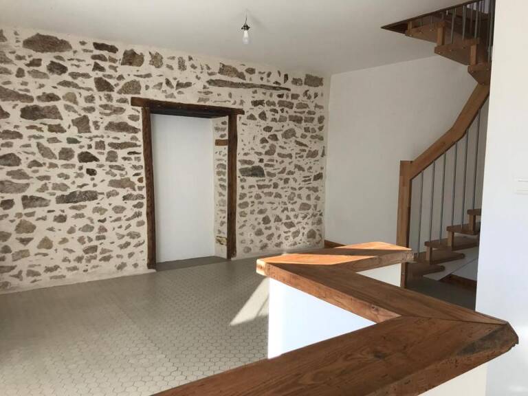 Maison en pierre coup de coeur — photo 1
