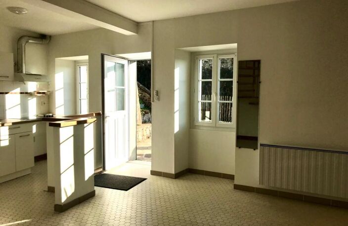 Maison en pierre coup de coeur — photo 3