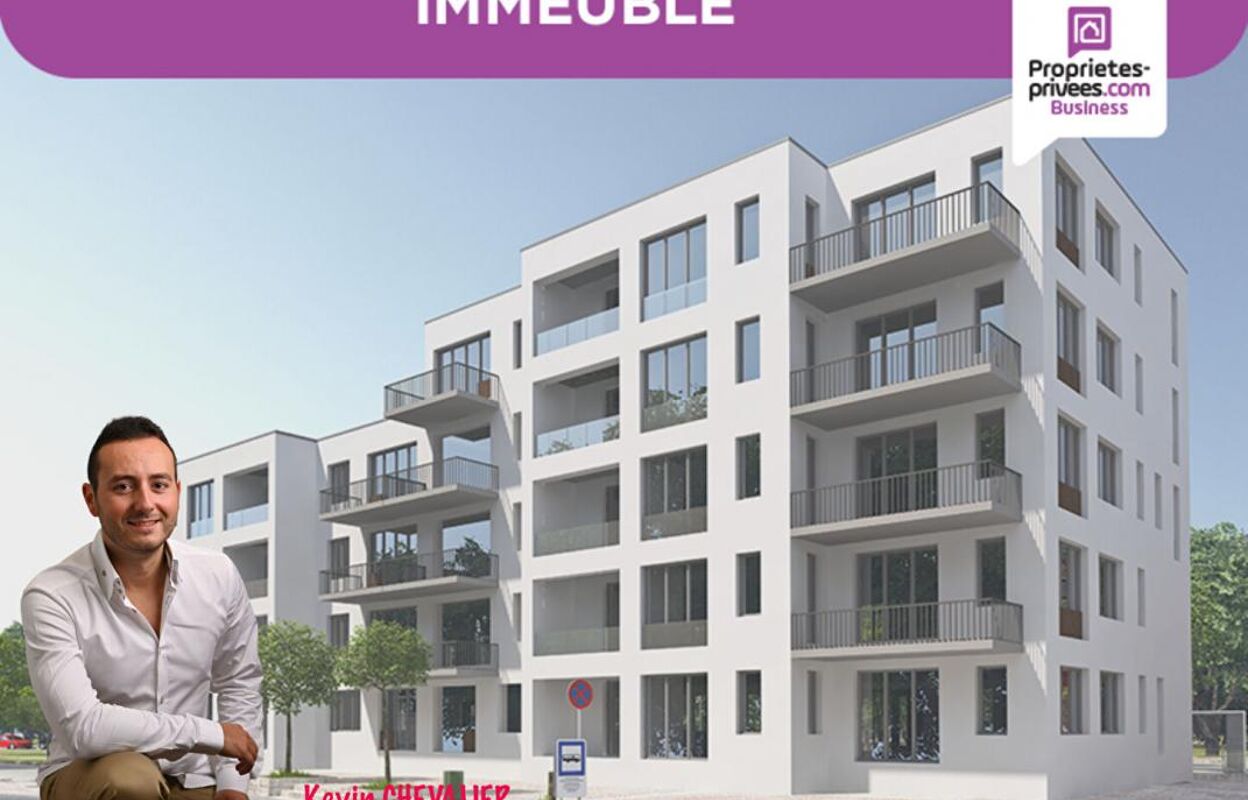 immeuble  pièces 380 m2 à vendre à Istres (13800)