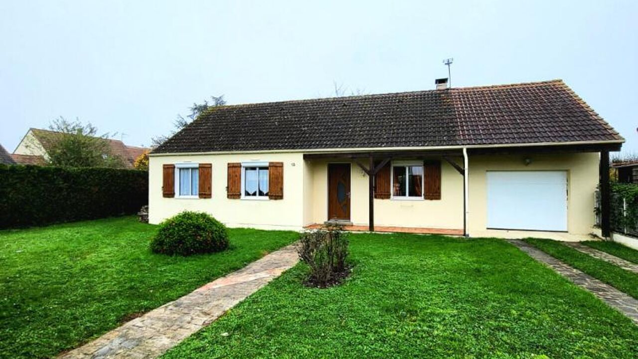 maison 5 pièces 96 m2 à vendre à Saint-Lubin-des-Joncherets (28350)