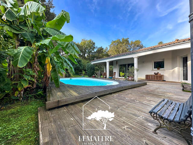 Maison de plain-pied de 155 m2 avec piscine chauffée et géo — photo du bien