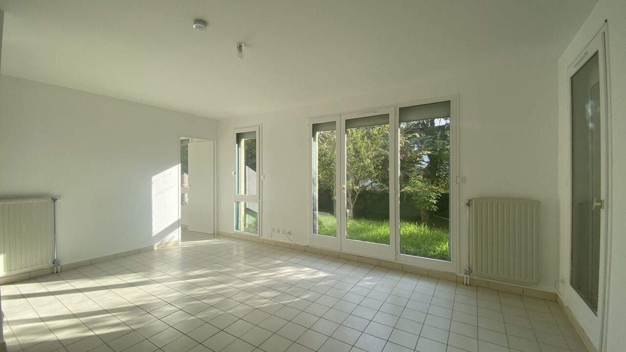 appartement 2 pièces 52 m2 à louer à Romans-sur-Isère (26100)