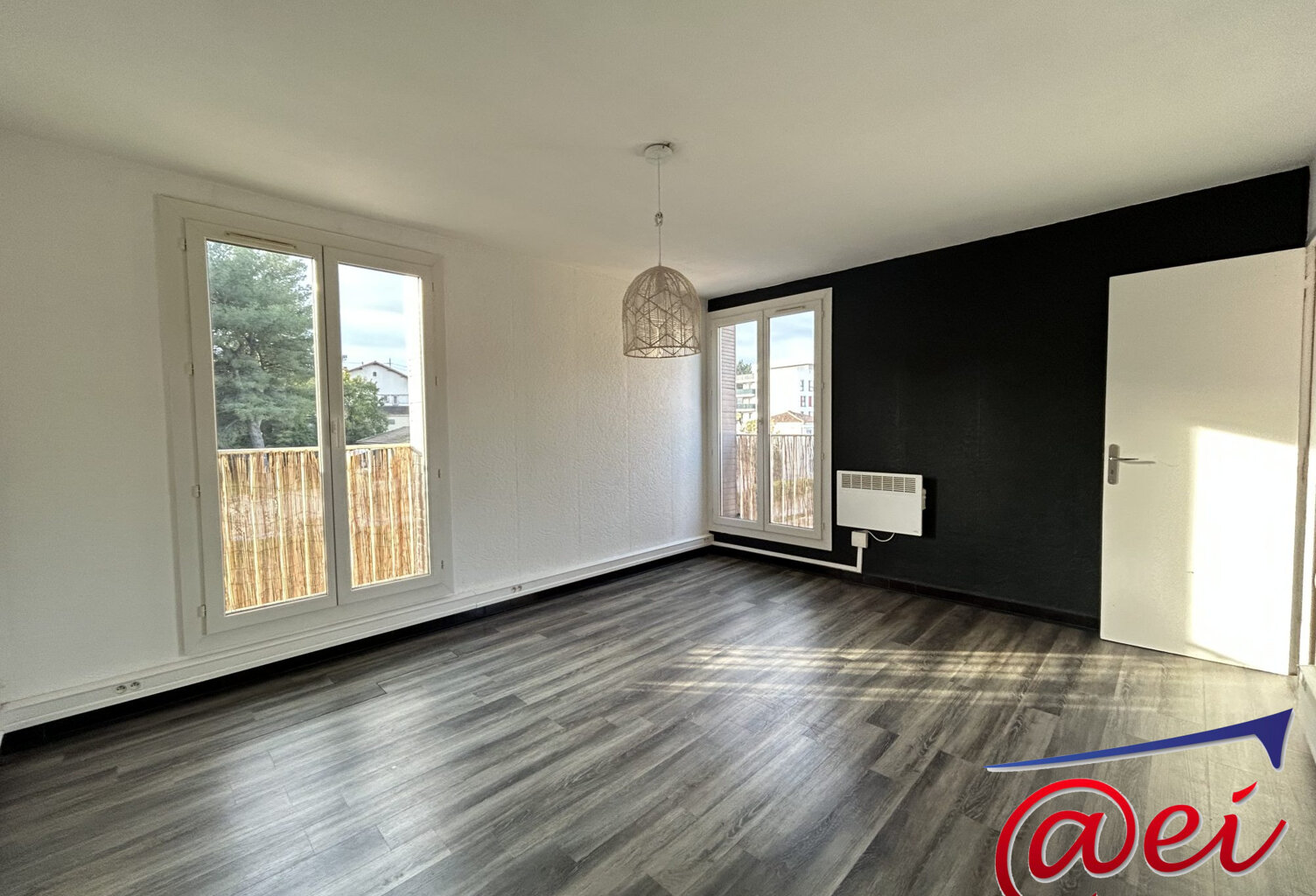 Appartement T2 avec loggia Aubagne — photo 1