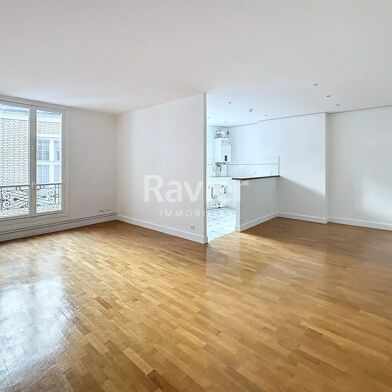 Appartement 2 pièces 77 m²