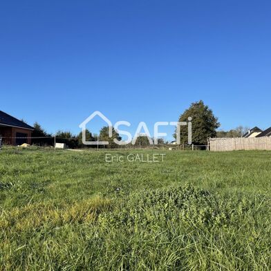 Terrain 817 m²