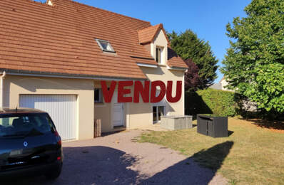 MAISON A VENDRE A Soliers maison 6 pièces 4 chambres — photo du bien