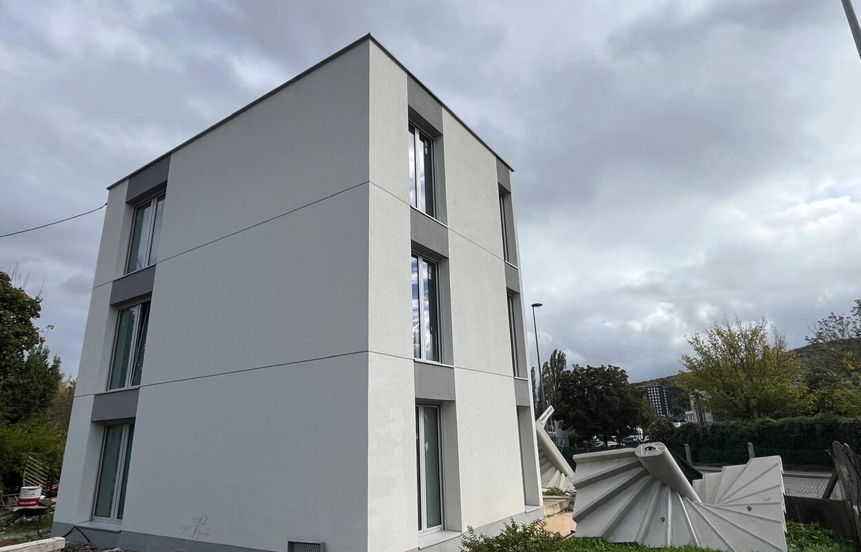 immeuble  pièces 210 m2 à vendre à Échirolles (38130)