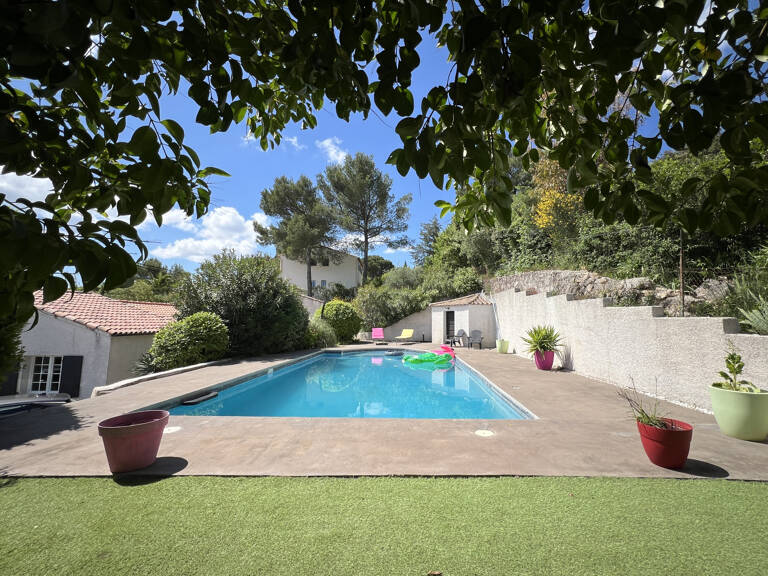 Maison 6 pièces de 170m2 avec jardin — photo 1