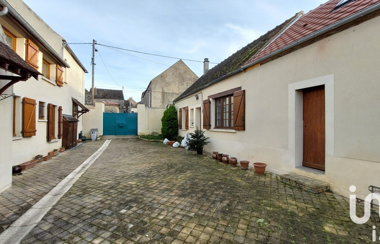 maison 5 pièces 118 m2 à vendre à Villeblevin (89340)