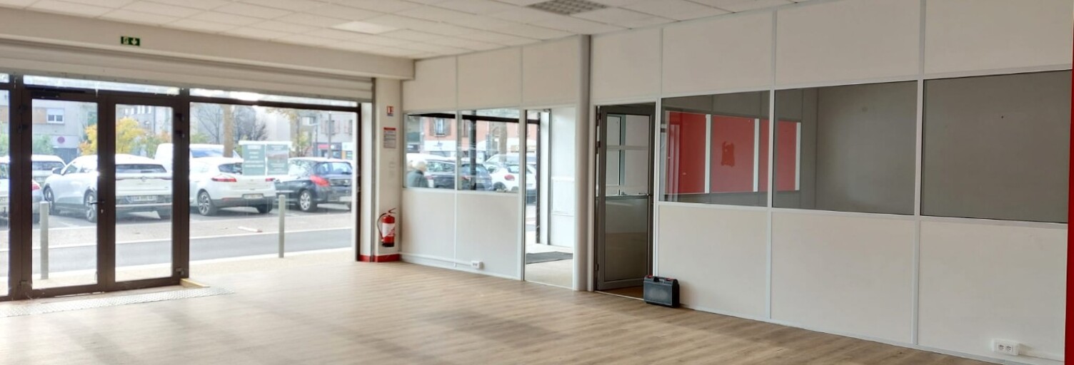 Commerce  123 m² à louer à Le Péage-de-Roussillon (38550)