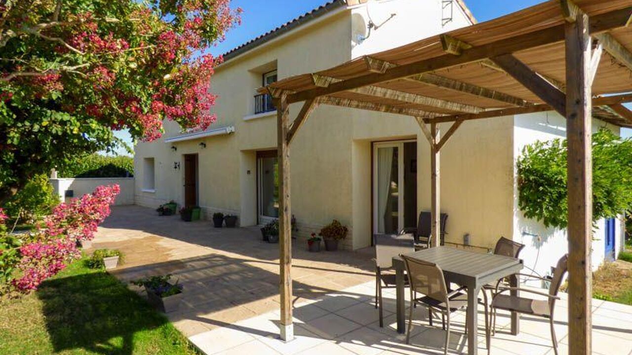 maison 6 pièces 136 m2 à vendre à Sauzé-Vaussais (79190)